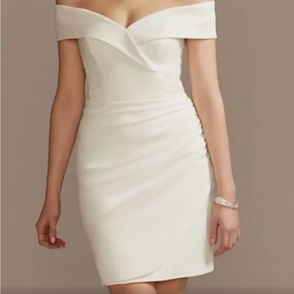 NWT DB Studio Crepe Off The Shoulder cuff Neckline Dress, White, Size 8